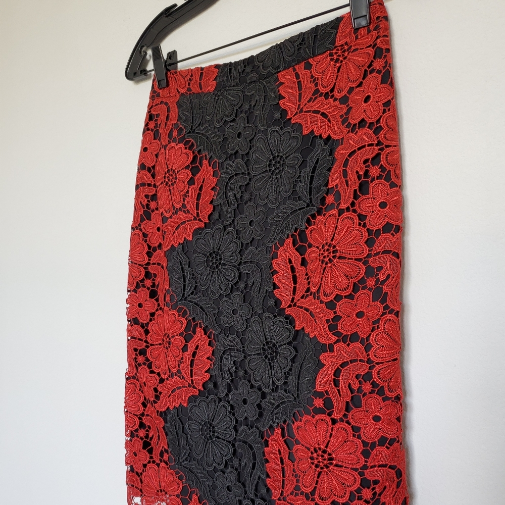 NWOT Alice + Olivia Farrel Guipure Lace Skirt - Picture 9 of 13